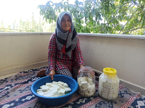 Foto - Köyünde üretiyor! Kilosunu 250 TL'ye satıyor