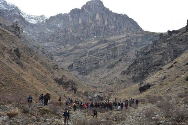 Foto - Koyunlarını ararken kayalıklardan düştü! Hakkari seferber oldu
