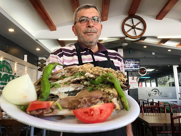 Foto - Köz ateşinde 5 saatte pişiyor! Osmanlı mutfağının damak çatlatan lezzeti