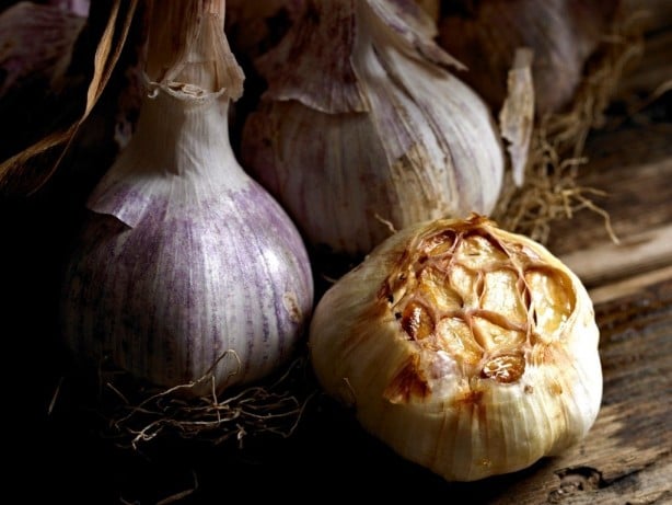 Foto - Közlenmiş sarımsak deyip geçmeyin! Bakın tüketince ne oluyor