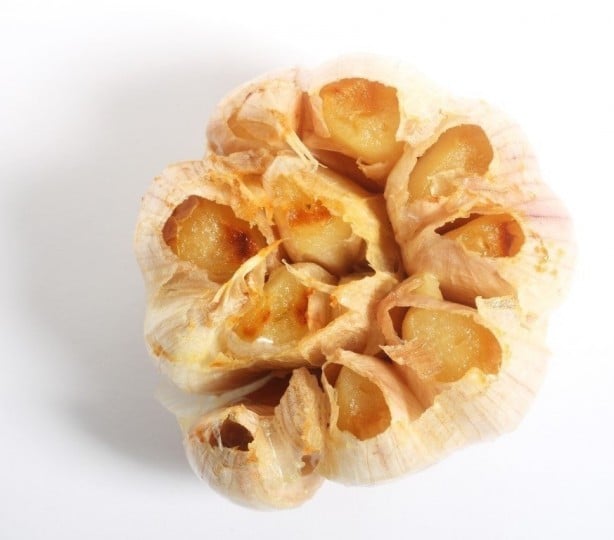 Foto - Közlenmiş sarımsak deyip geçmeyin! Bakın tüketince ne oluyor