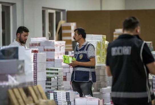 Foto - KPSS soruşturması kapsamında Yediiklim Yayınevine operasyon