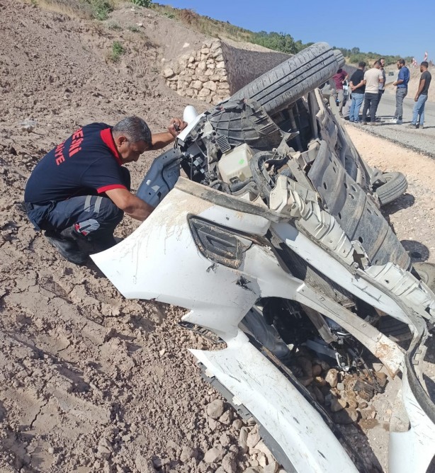Foto - KPSS'ye yetişmeye çalışırken kaza yaptılar: 2 yaralı