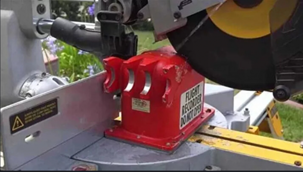 Foto - Kara kutuyu açtılar! İçinden bakın ne çıktı... İlk kez dünya ile paylaştılar