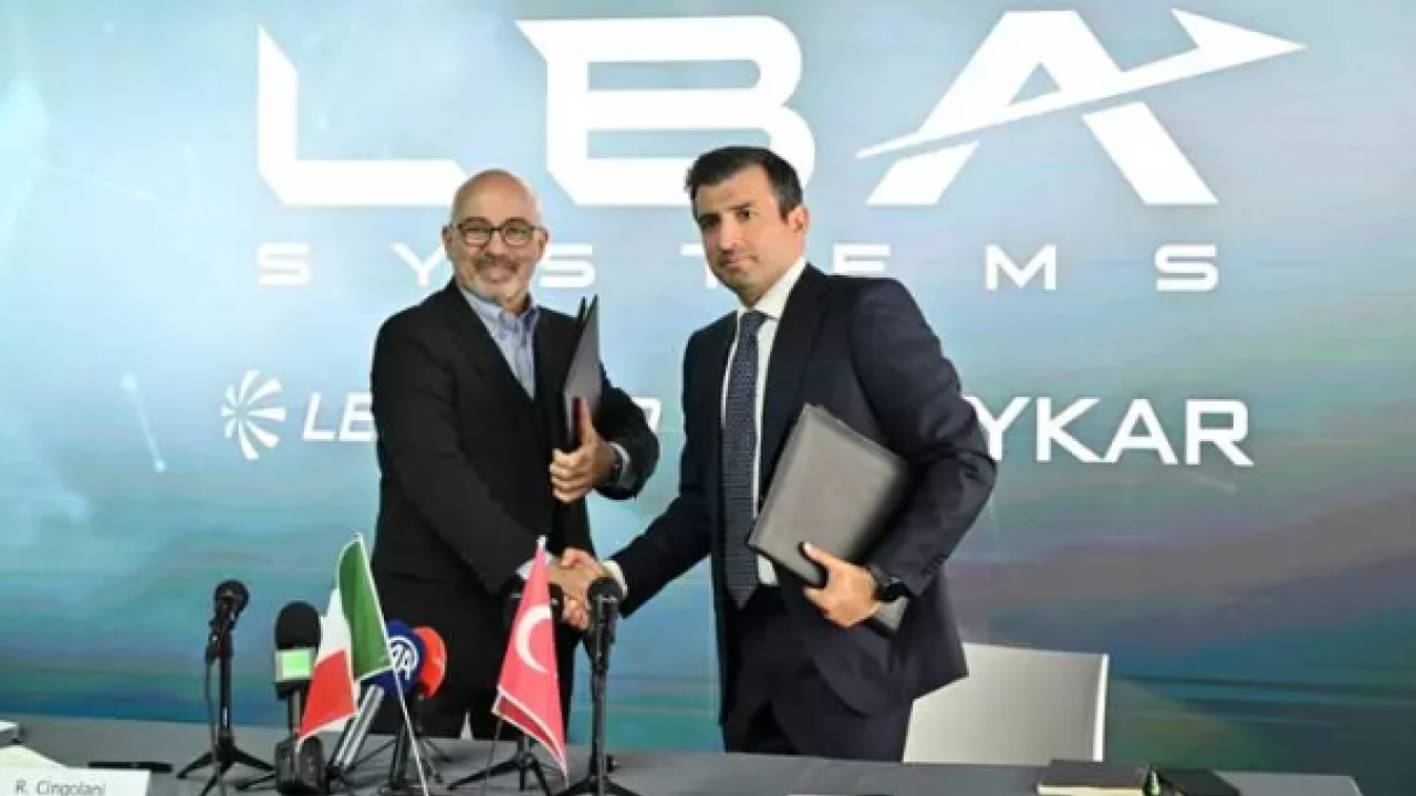 Foto - Kral Charles'a helikopter! 'Baykar' detayı olay oldu