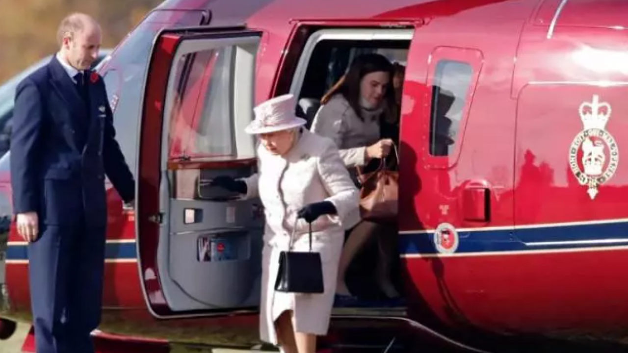 Foto - Kral Charles'a helikopter! 'Baykar' detayı olay oldu