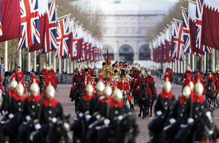 Foto - Kral Charles’tan Arapça selam! Kur’an’dan ayet okudu! Katar Emiri Sani'nin İngiltere ziyareti gündeme damga vurdu