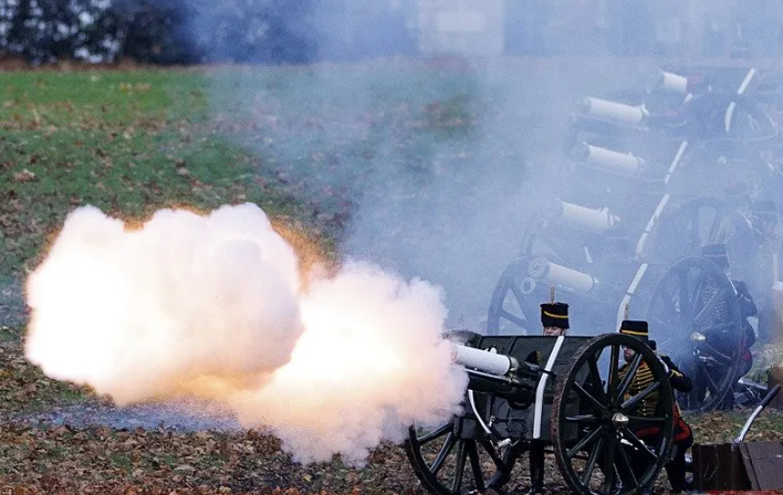 Foto - Kral Charles’tan Arapça selam! Kur’an’dan ayet okudu! Katar Emiri Sani'nin İngiltere ziyareti gündeme damga vurdu