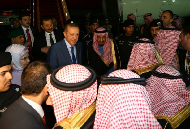 Foto - Kral Selman'dan Cumhurbaşkanı Erdoğan'a jest