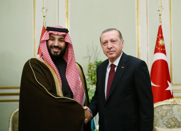 Foto - Kral Selman'dan Cumhurbaşkanı Erdoğan'a jest
