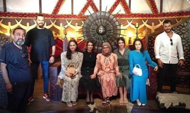 Foto - Kraliçeden Kuruluş Osman sürprizi! 