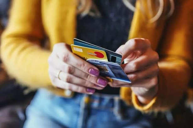 Kredi kartı kullananları ilgilendiriyor! Neredeyse 5 kat arttı