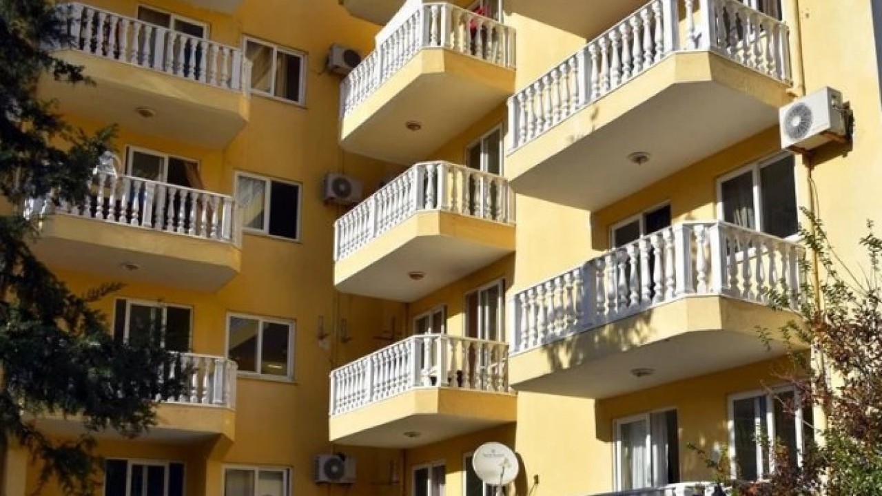 Foto - "Kredi mi çekiyorum?" dedirten ilan! Kiraladığı ev için talep ettikleri ağızları açık bıraktı