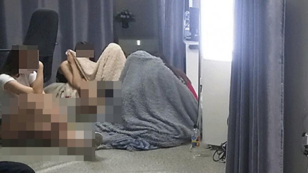 Foto - Kripto parayla satışa sunmuşlar! Sapkın çocuk çetesine baskın