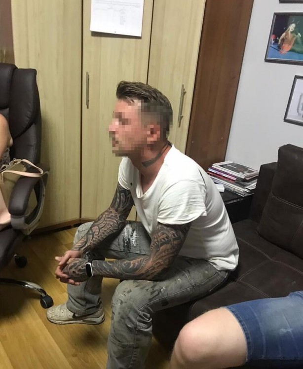 Foto - Kripto parayla satışa sunmuşlar! Sapkın çocuk çetesine baskın