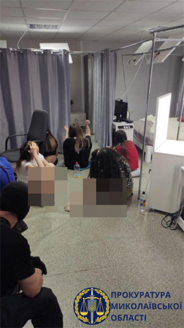 Foto - Kripto parayla satışa sunmuşlar! Sapkın çocuk çetesine baskın