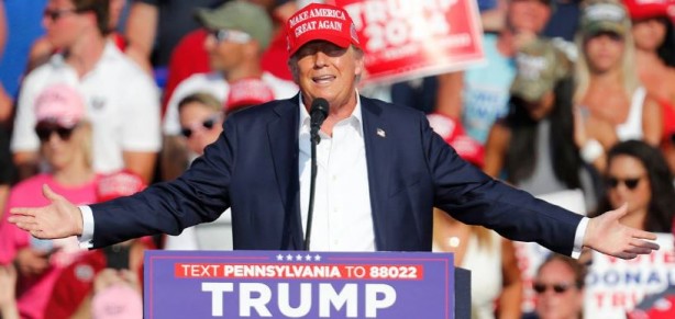 Foto - Kritik eyaletlerde Trump, moruk Biden'a fark attı