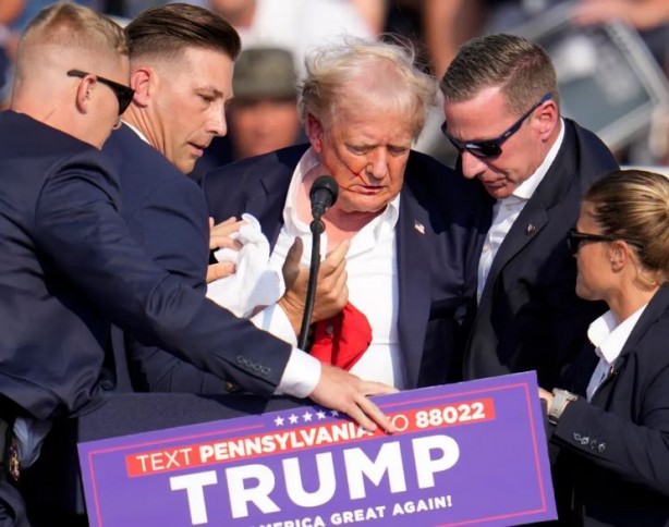 Foto - Kritik eyaletlerde Trump, moruk Biden'a fark attı