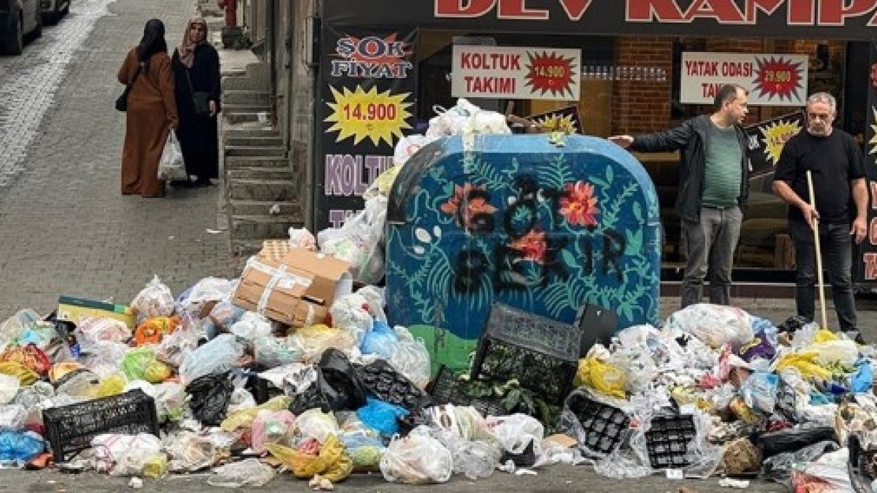 Foto - Kriz çözüldü pislik bitmedi: Çöp sorunu devam ediyor