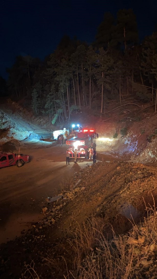 Foto - Krom maden tesisi alev alev yandı