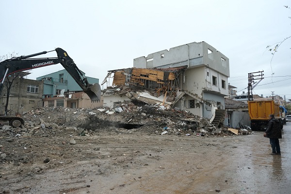 Foto - Küçücük bir anı için yağışa aldırmadılar