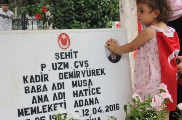 Küçük şehit kızı yürekleri dağladı
