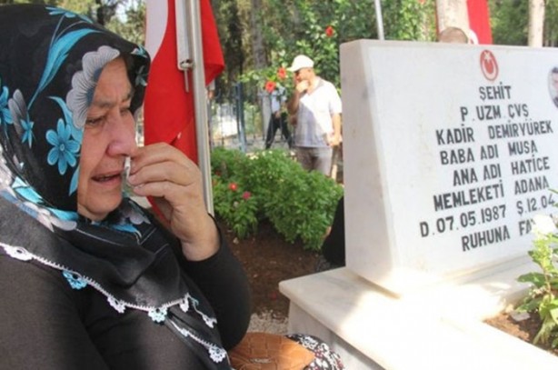 Foto - Küçük şehit kızı yürekleri dağladı