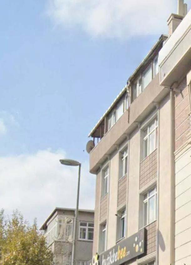 Foto - Küçükçekmece’de çöken 3 katlı binanın eski fotoğrafları! Çökme nedeni hala bir sır