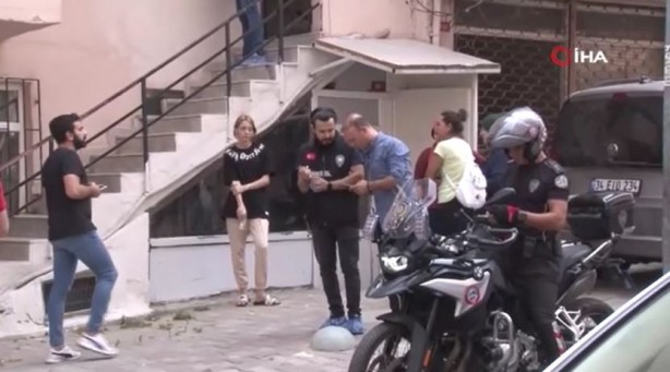 Foto - Küçükçekmece’de eşini silahla vuran koca yakalandı