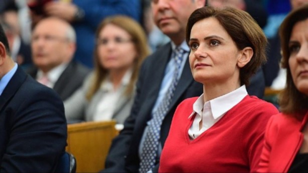 Foto - Küfürbaza, Ermeni yardakçısına ve terörist savunucuna neler yazıldı neler ! CHP’nin skandal afişleri ortaya çıktı