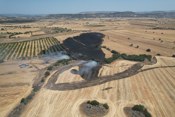 Foto - Kula’da yangınlar devam ediyor