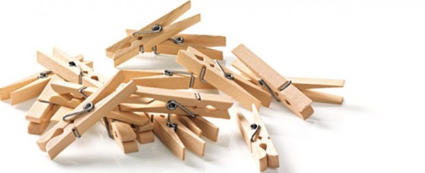 Kulağınızdaki altı farklı noktaya mandal sıkıştırarak vücudunuzun çeşitli bölgelerindeki ağrılardan kurtulun