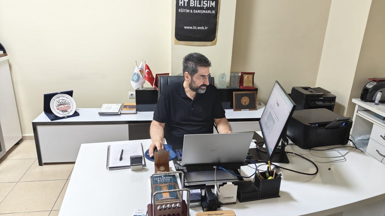 Kulaklara küpe olsun: Yapay zeka kullanırken bunu yapanlar yanar!