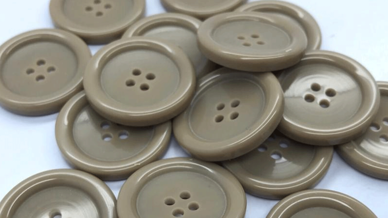 Foto - Asla aklınıza gelmez: Bakın omuz düğmesi ne işe yarıyormuş!