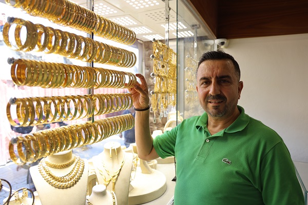 Foto - Kulaklarınıza küpe olacak bilgiler! İşte sahteyi gerçek altından ayırmanın püf noktaları