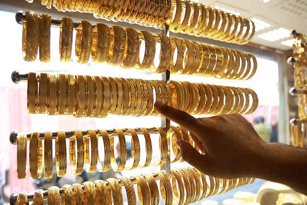 Kulaklarınıza küpe olacak bilgiler! İşte sahteyi gerçek altından ayırmanın püf noktaları