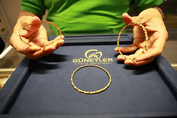 Foto - Kulaklarınıza küpe olacak bilgiler! İşte sahteyi gerçek altından ayırmanın püf noktaları