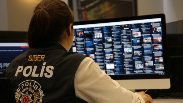 Foto - Kulaklarınıza küpe olsun! Siber dolandırıcılıktan kurtulmanın basit formülü!