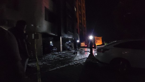 Foto - Küle dönen otomobilde kundaklama şüphesi