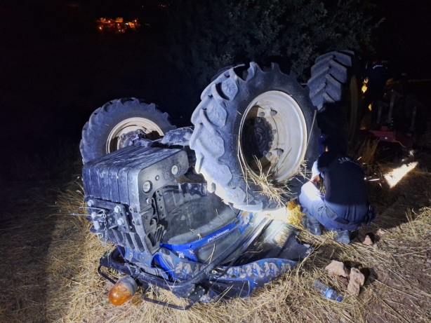 Kullandığı traktörün altında kalan sürücü hayatını kaybetti
