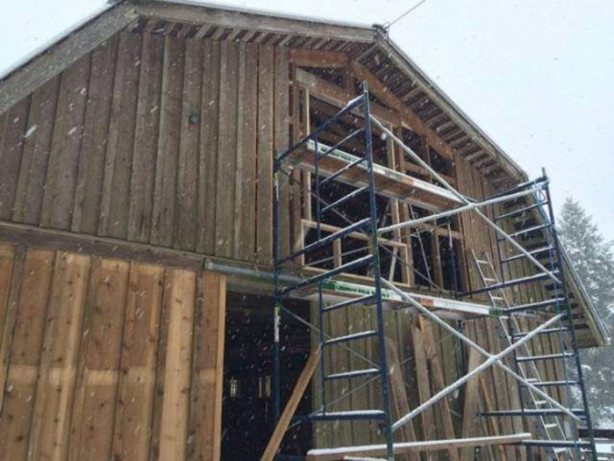 Foto - Kullanılmayan eski ahırı bakın neye dönüştürdü! 