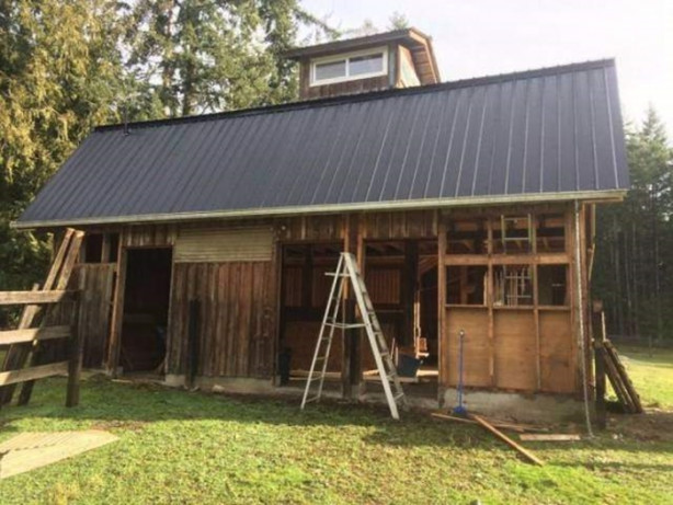 Foto - Kullanılmayan eski ahırı bakın neye dönüştürdü! 