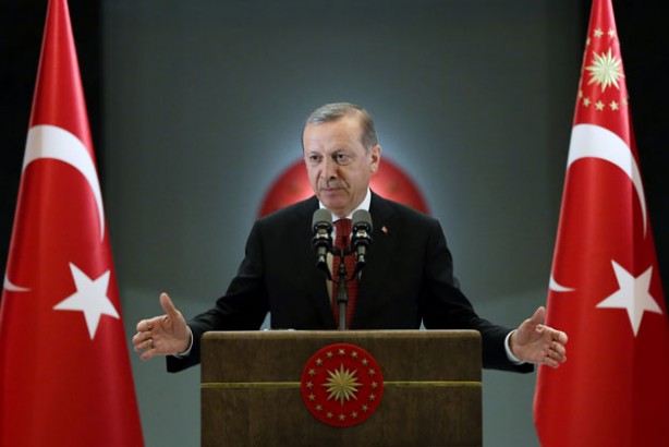 Foto - Külliye sarıya boyandı