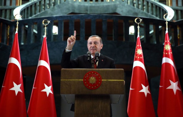 Foto - Külliye sarıya boyandı