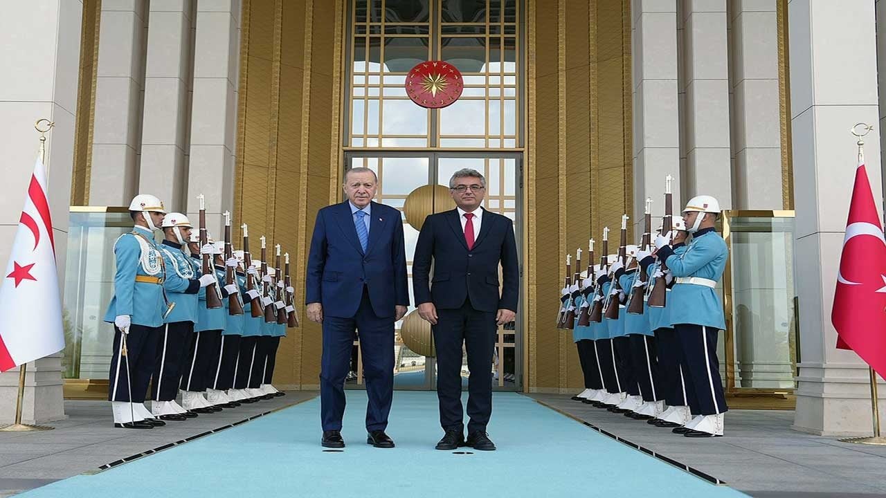 Külliye’de kritik görüşme! Cumhurbaşkanı Erdoğan ile KKTC Lideri Erhürman’dan Doğu Akdeniz mesajı!
