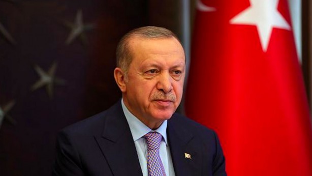 Külliye’de sıcak saatler! Başkan Erdoğan 5 kişiyi görevden aldı
