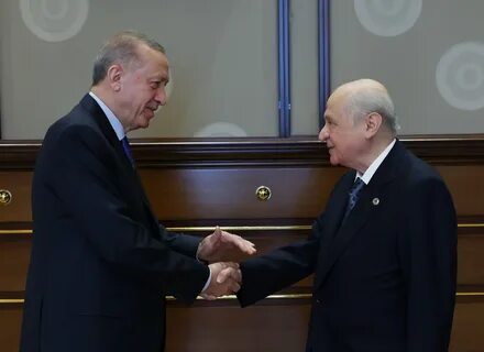 Foto - Külliye’de sıcak saatler! Başkan Erdoğan 5 kişiyi görevden aldı