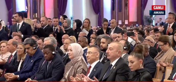 Foto - Külliye'deki dua sırasında herkes ellerini açtı! Maduro bakın ne yaptı, çok konuşulacak anlar