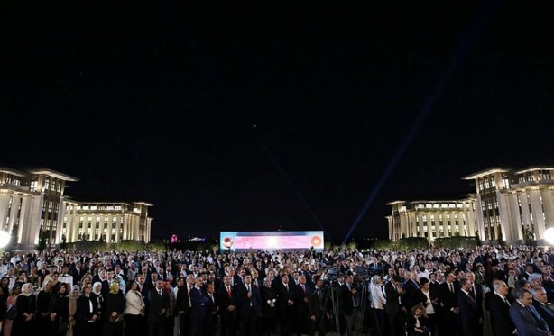 Foto - Külliye'deki resepsiyona ünlüler akın etti