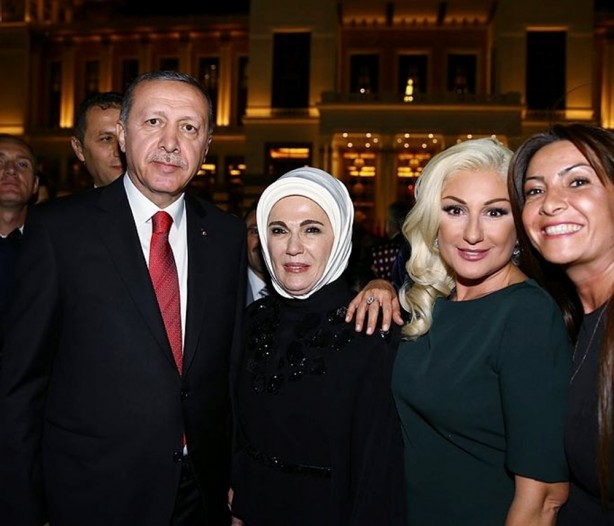 Foto - Külliye'deki resepsiyona ünlüler akın etti